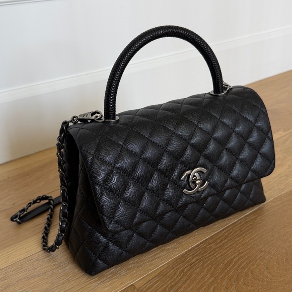 Chanel Black Quilted Handbag small coco handle - Picture 2 of 6